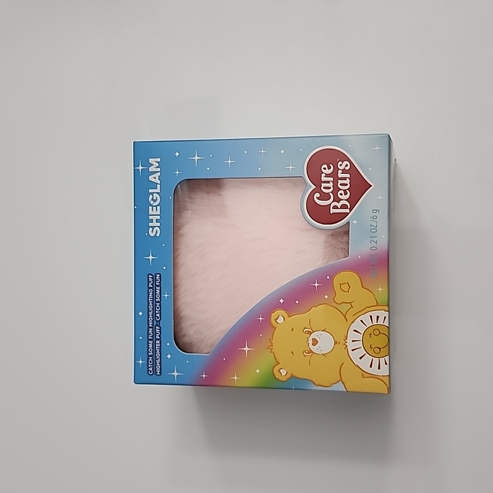 SHEGLAM Catch Some Fun Care Bears Highlighting Puff NWT
